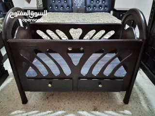  4 تخت بيبي خشب زان من عمر يوم لعمر اربع سنوات بحالة ممتازة للبيع