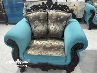  3 كنب و طاولة وسط و غرفتين نوم وحدة