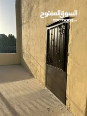  19 شقة للبيع في المهندسين 350 متر مربع طابق 3 مع روف كبير مميزة جداً من المالك