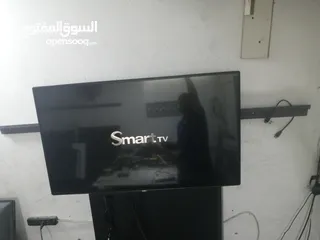  2 شاشة تايجر 43 انش سمارت مستعمله بحاله ممتازه