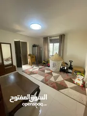  2 شقة مميزة للبيع بيتونيا