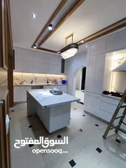  1 روف فارغ للايجار في فيلا في سطح مرحبا