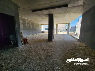  9 مكتب تجاري فاخر وبموقع مميز جدا للبيع في أفضل مواقع السابع   الرقم المرجعي :   4015