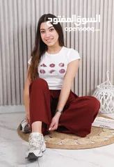  2 البنطلون الواسع الأنيق   جربي الراحة والأناقة مع هذا البنطلون الواسع بلونه الملكي وتصميمه العصري!