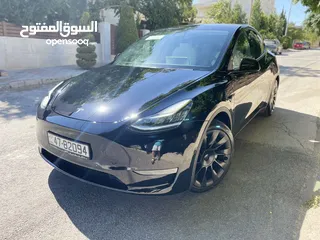  4 Tesla model Y 2021