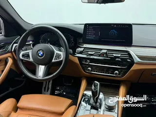  7 BMW 530E M Sport Pkg 2021 Black Edition