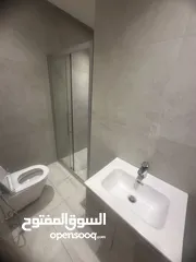  8 شقة مميزة وفاخرة للايجار