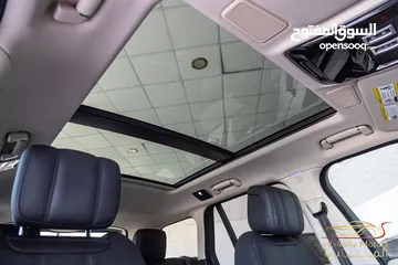  13 Range Rover Vogue Hse 2020 Plug in hybrid   السيارة بحالة الوكالة و قطعت مسافة 50,000 ميل فقط