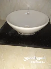  4 DURAVIT  مغسلة  42cm  x 42cm فوق   الرف صحن  مع قاعدة رخام 50cm x 65cm