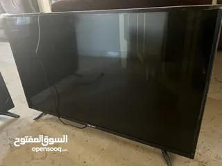  2 شاشات تلفزون