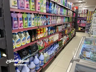  29 محلات تجارية قائمة للبيع بسعر مغري