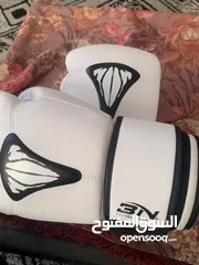  13 جلافز ملاكمة للبيع مستعمل 3 أيام شبه جديد
