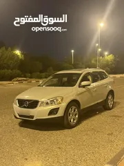  2 للبيع فولفو XC60 ماشي 130 الف شرط الفحص بحالة الوكاله ماشي 130 الف v6