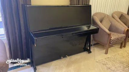  9 بيانو مستعمل بحالة ممتازة للبيع