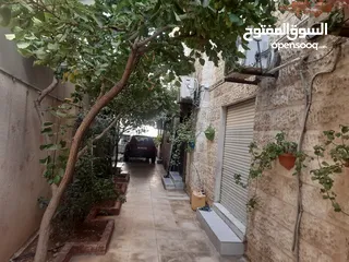 16 شقه مميزه للبيع