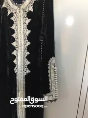  2 فستان مغربي خياطة يدوية جلابية وفراشة وقفطان مغربي اصلي لتواصل على رقم لمعرفة سعر كل قطعة
