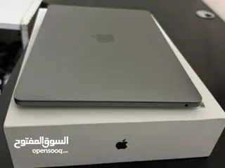  4 ماك بوك برو تاتش بار m2 256Gb الجهاز جدا نظيف