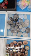  21 ابو نواف بيع الأحجار الكريمة مع توفير شهادة مختبر