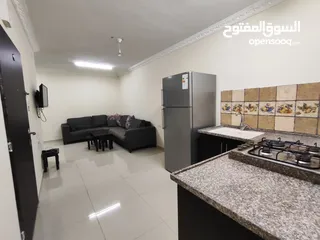  5 استديو مفروش للإيجار في البيرة خلف مطعم سامر