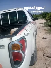  6 ميتسوبيشي l200