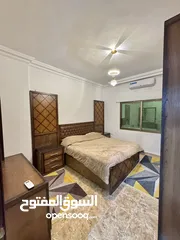  8 شقة مفروشة للإيجار