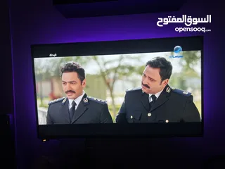  2 شاشة تلفزيون كالجديد بالاستيكر 4 ك سمارت Tv as a new 4K smart