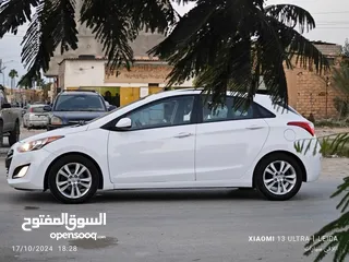  4 هيونداي إلنترا GT 2012