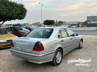  4 مرسيدس c220 ديزال او نافطه ماشيه 199 الف استيرد المانيا سياره درجه اوله بدون عيوب كربون موجود الاصلي