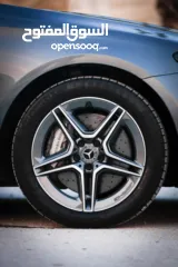  8 مرسيدس بنز