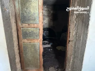  3 محل للإيجار في دير الغصون الشارع الرئيسي القديم مساحة 50 متر مع سدة مع توفر كل الخدمات