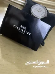  2 الساعه اصليه مع كودها وع الفحص