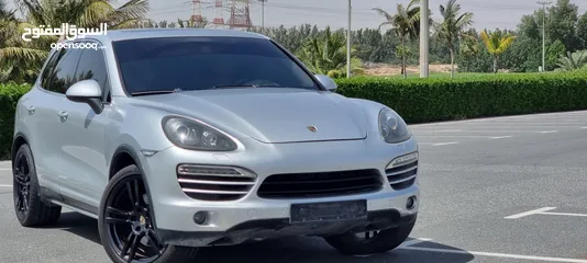  2 Porsche 6 cylinder / Gulf / 2012, panorama, number one, full specifications, agency condition