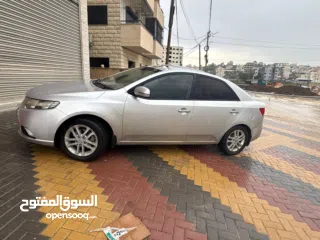  2 فورتي مع فتحه اصليه بوضع ممتاز