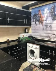  3 شقه وستوديو  مفروشه((تسويه)للايجار الشهري ب عبدون من الماللك