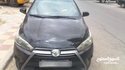  1 تويوتا يارس للبيع