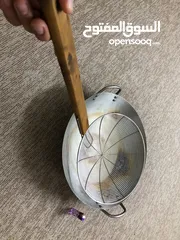  2 صاج للقلي مع صفاي كبيره