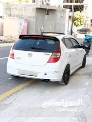  9 هونداي اي ثيرتي