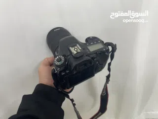  3 كاميراd80 بحاله الوكاله عدسهmm18-135 مع شاحنها الاصلي وبطاريه الشركه موقعها بالخليل لتواصل