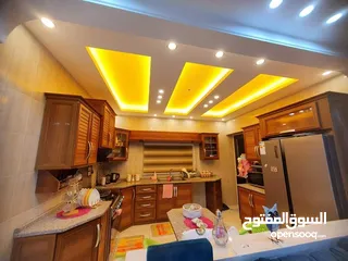  24 جبس بورد وكافة اعمال الديكورات والتصميم الداخلي والصيانة وبديل الرخام والخشب وهذه اعمالنا بفضل الله