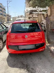  3 بونتو 2009 محوله كامل إلى 2015 متور وجير 10‎0%‎ موجوده في الخليل البيع فقط كاش  والمعني حياك الله