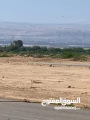  2 للبيع أرض في البحر الميت  قريبه من الشاليهات مطله على البحر