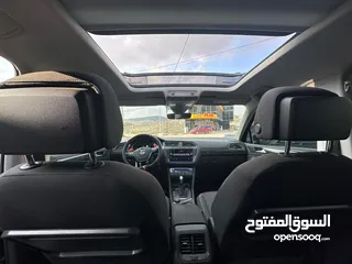  2 Tiguan R Line