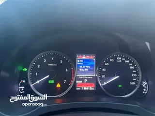  4 Lexus IS300h F_SPORT 2019 HYBRID