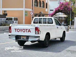  7 TOYOTA HILUX 2021 SINGEL CABIN AGENCY MAINTAINED TOP EXCELLENT CONDITION URGENTLY FOR SALE