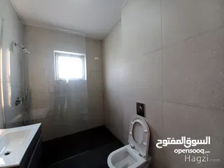  9 شقة غير مفروشة للإيجار 360م2 ( Property 18179 ) سنوي فقط