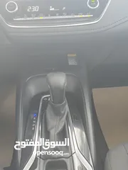  18 تويتا كورولا هايبرد 2019 فل مع فتحه وارد الوكاله وتحت صيانة الوكاله