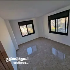  8 شقة مع مطبخ وساعة ماء وكهرباء قرب عسل وبصل
