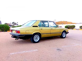  4 BMW E12 1981