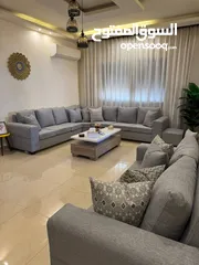  1 منجد كنب متنقل + نجار لفك وتركيب جميع انواع غرف النوم  ـ صيانة الكنب كامل داخل المنزل  -تغير اسفن