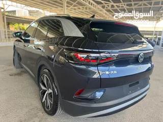  3 VOLKSWAGEN ID.4 CROZZ PRO light pro  عداد 13k فقط